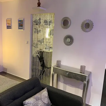 Studio Tropez Avec Place Parking 아파트 쎙뜨호뻬